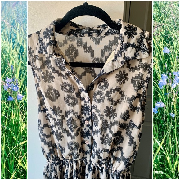 🌿PLASTIC Dress (S) - Picture 4 of 5